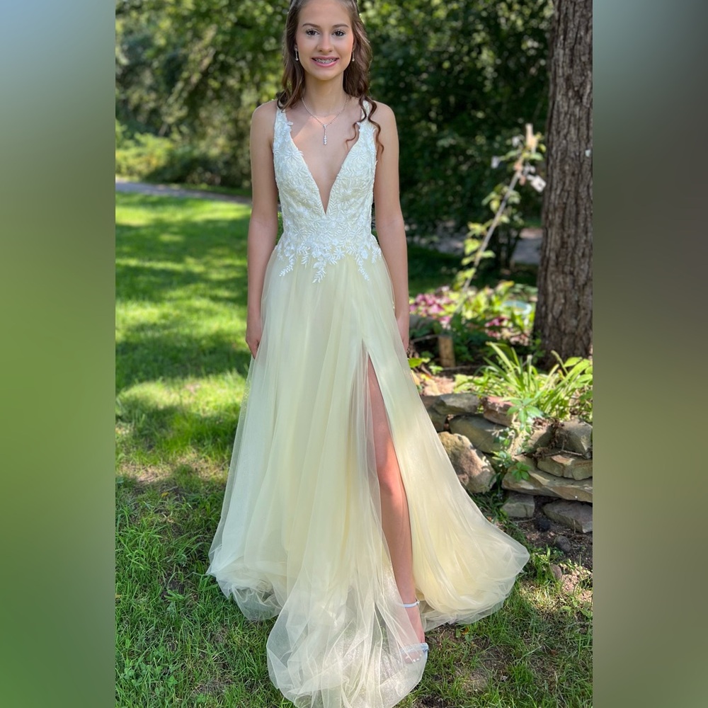 PromGirl Light Yellow Lace Prom Dress